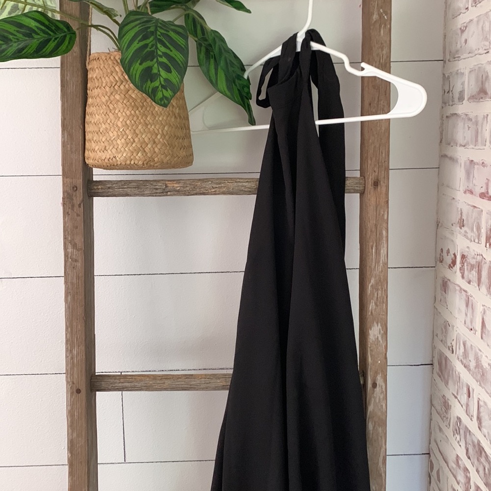 Lulus Black halter dress
